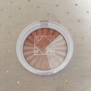 Ofra x nikkietutorials highlighter in everglow